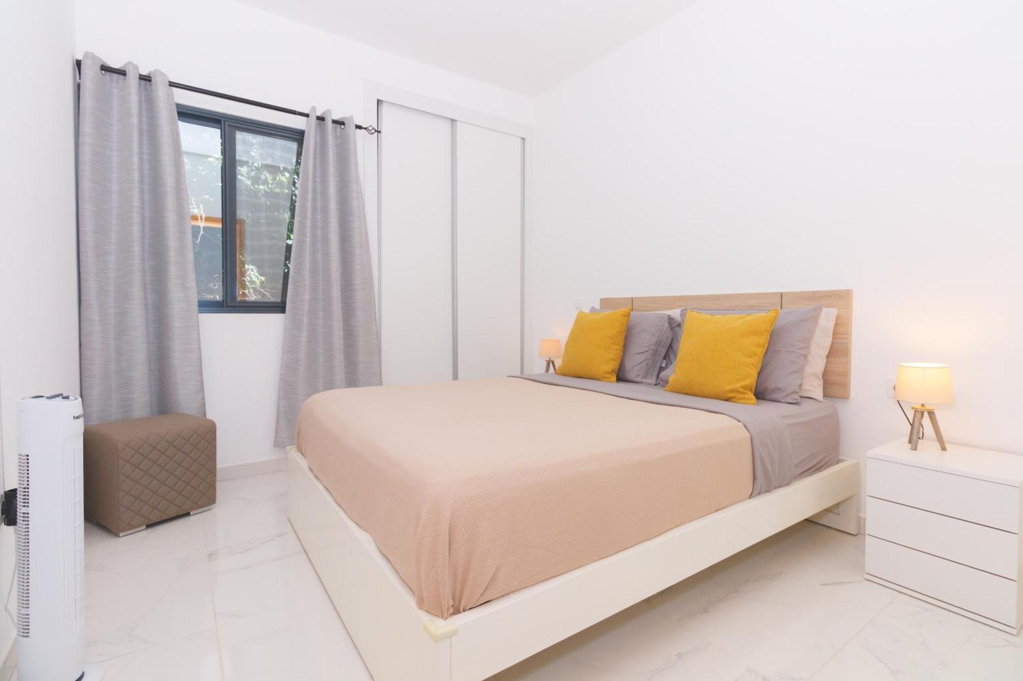 Brand New Spacious T3 Apartment In Santa Maria Exterior photo