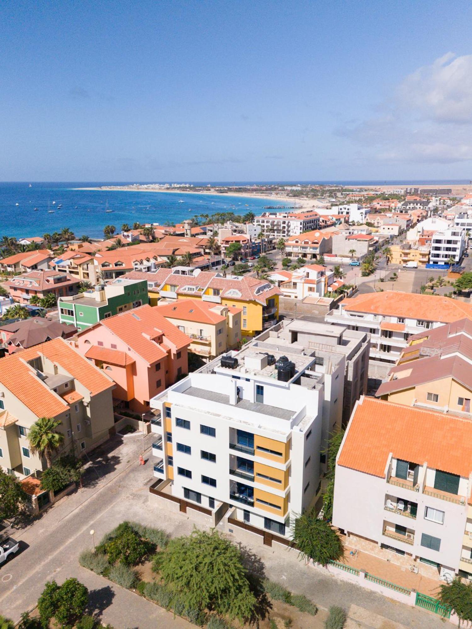 Brand New Spacious T3 Apartment In Santa Maria Exterior photo